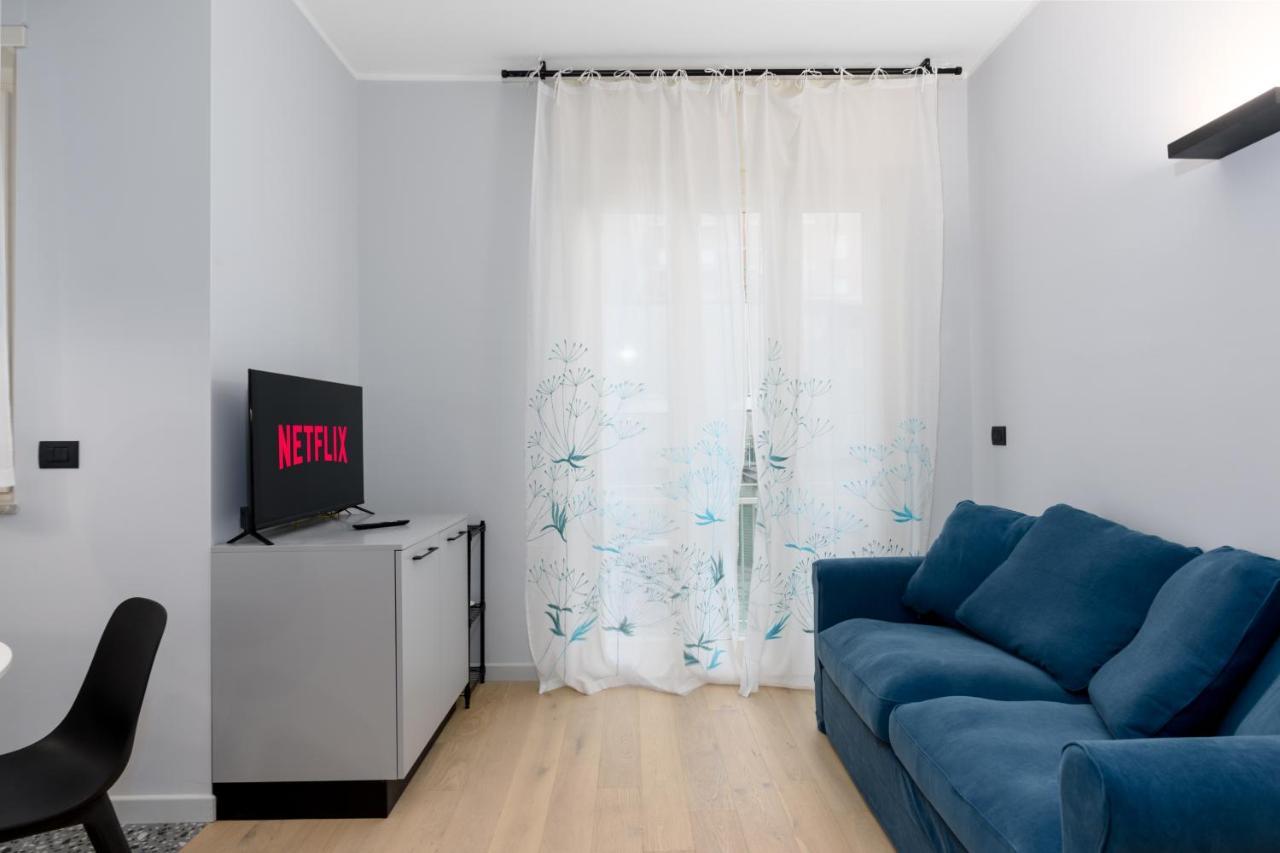 Centro Torino Elegante E Moderno Bilocale Apartment Luaran gambar